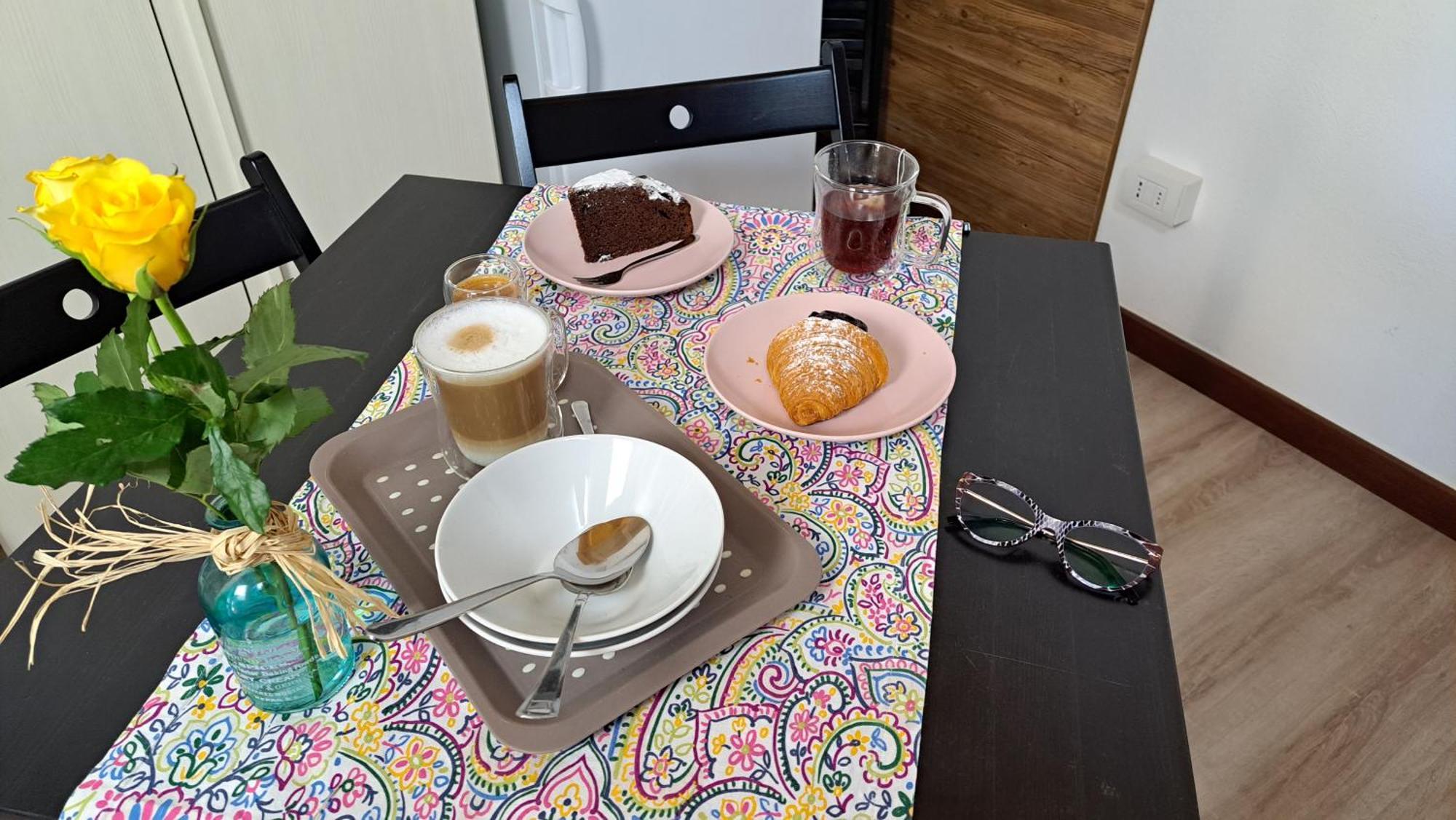 Bed&Breakfast Le Due G Varese Exterior foto